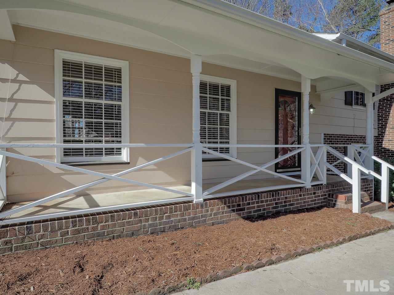 809 Buckle Court Raleigh, NC 27609 - Photo 3 of 30 Gallery Image 3
