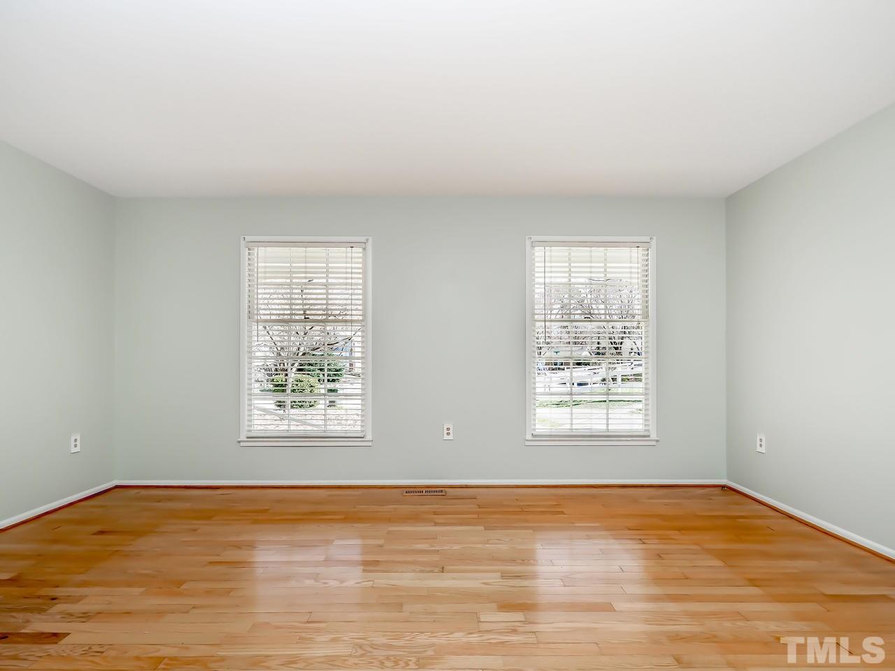 809 Buckle Court Raleigh, NC 27609 - Photo 8 of 30 Gallery Image 8