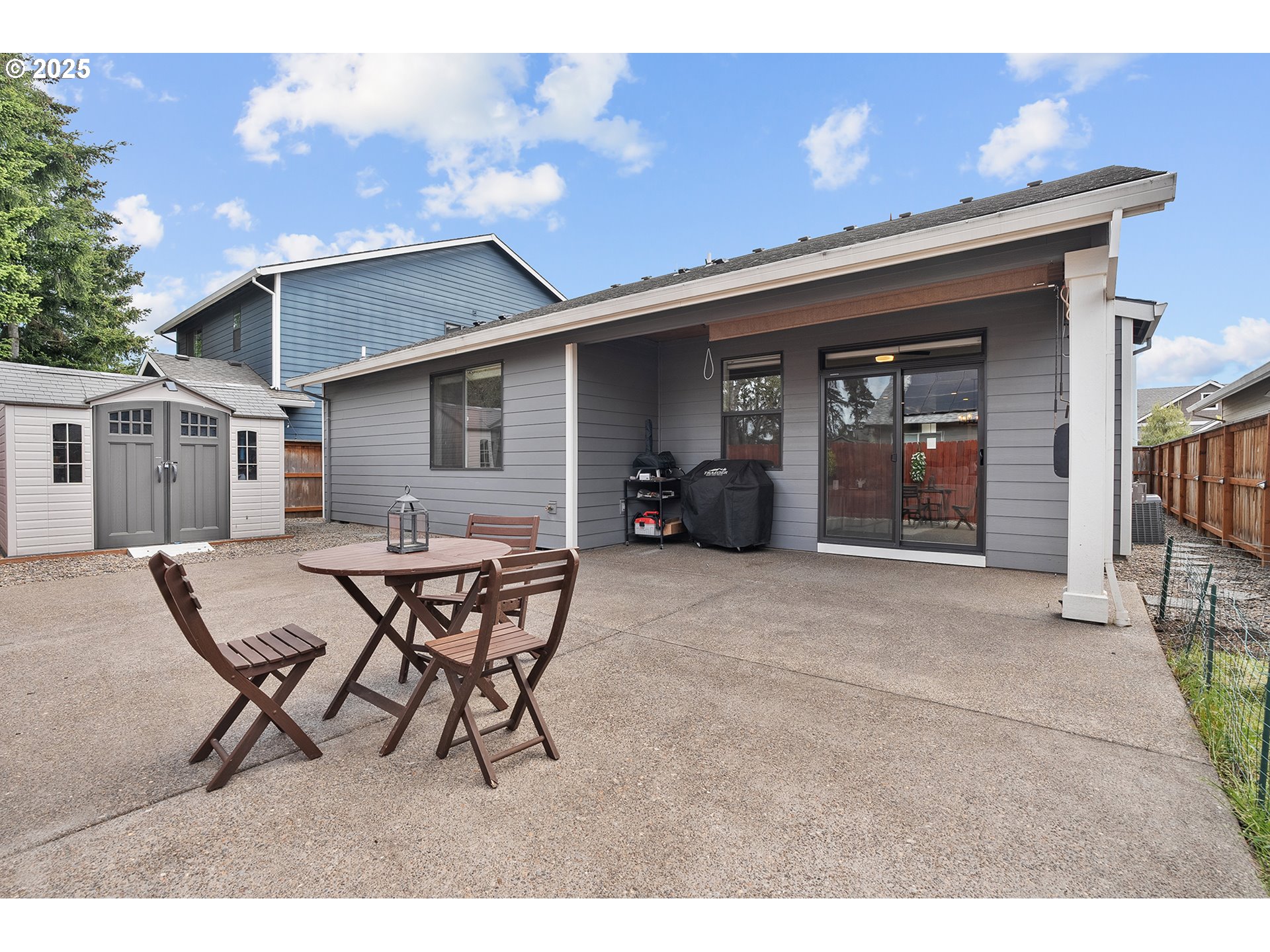 2559 North Lydia Loop Hubbard, OR 97032 - Photo 32 of 36 Patio