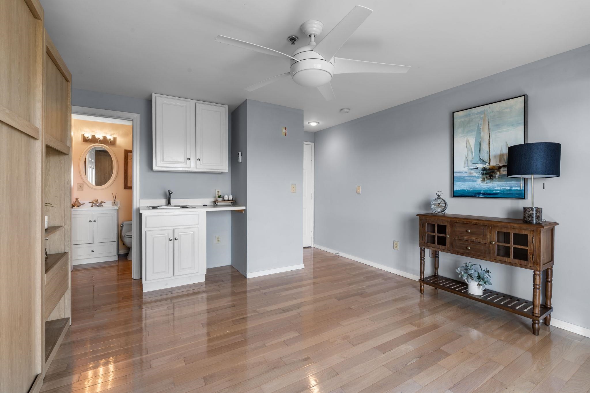 550 Winnacunnet Road, Unit 318 Hampton, NH 03842 - Photo 5 of 30
