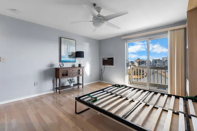 $179,999 | 550 Winnacunnet Road, Unit 318, Hampton, NH 03842