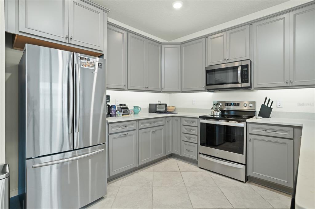 10449 Folly Beach Road Orlando, FL 32827 - Photo 10 of 46