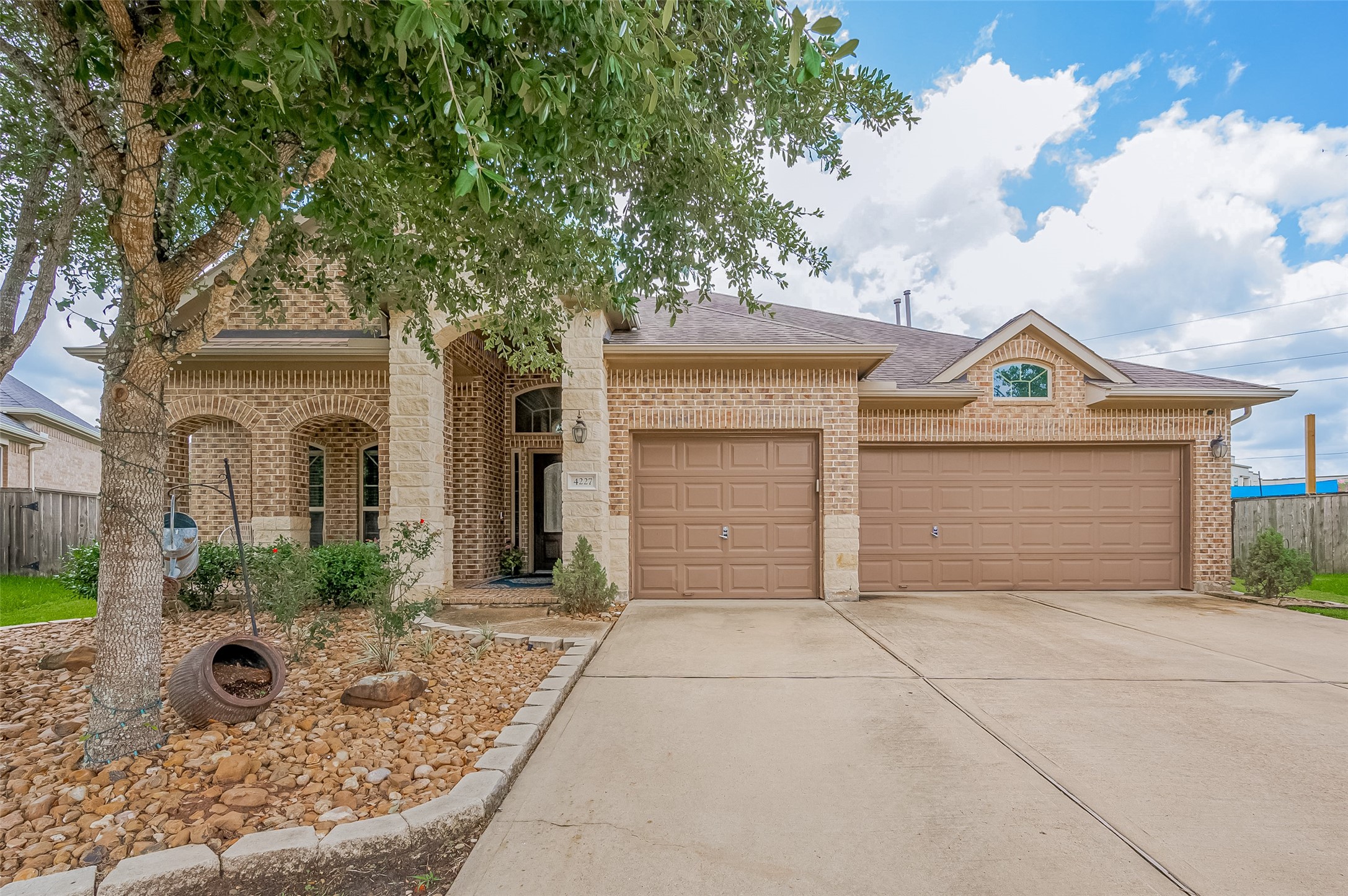 4227 Lodge Ranch Court Fulshear, TX 77441 - Photo 1 of 50 Gallery Image 1