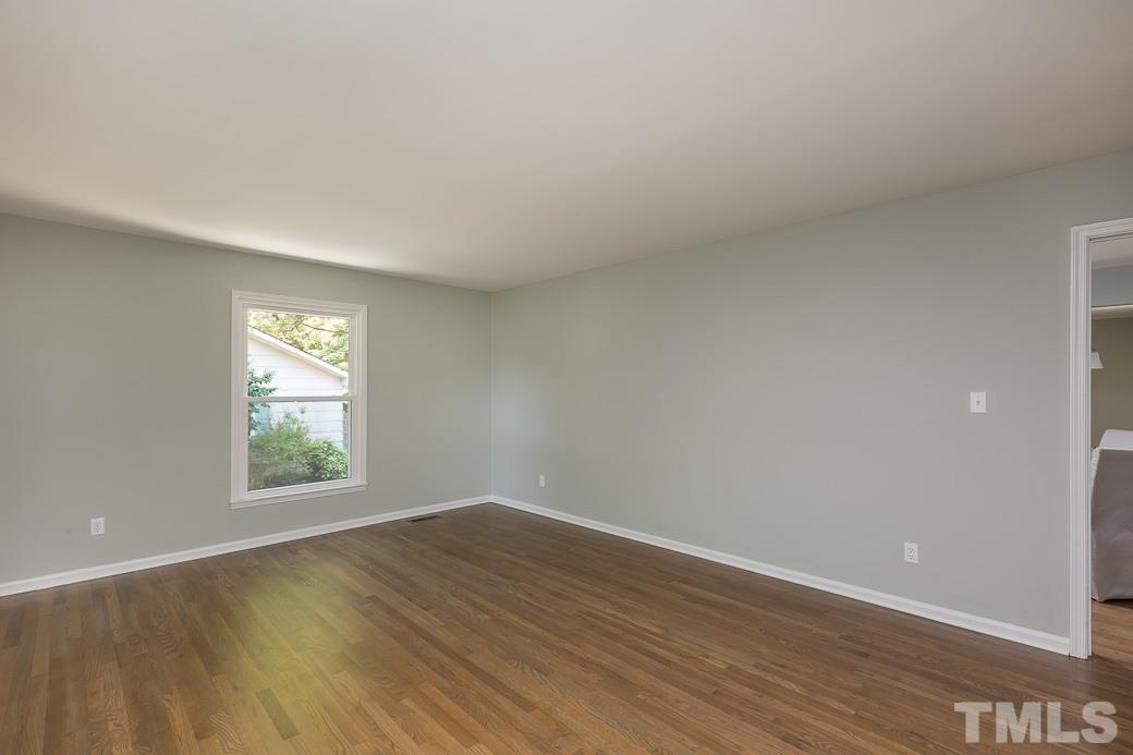 400 Old Farm Road Raleigh, NC 27606 - Photo 5 of 23 Smooth ceilings throughout house