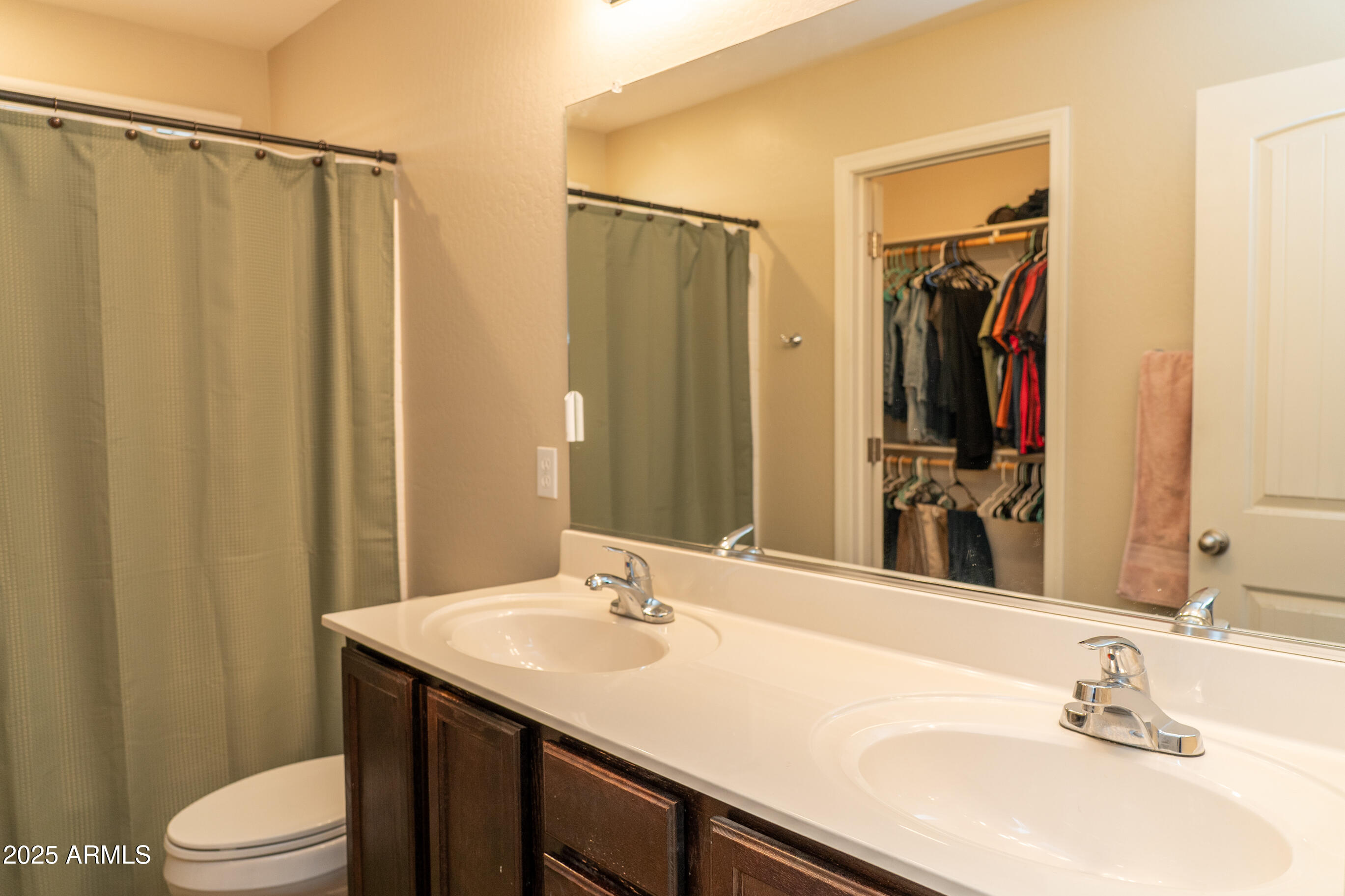10225 West Camelback Road, Unit 45 Phoenix, AZ 85037 - Photo 13 of 29 Primary Bath