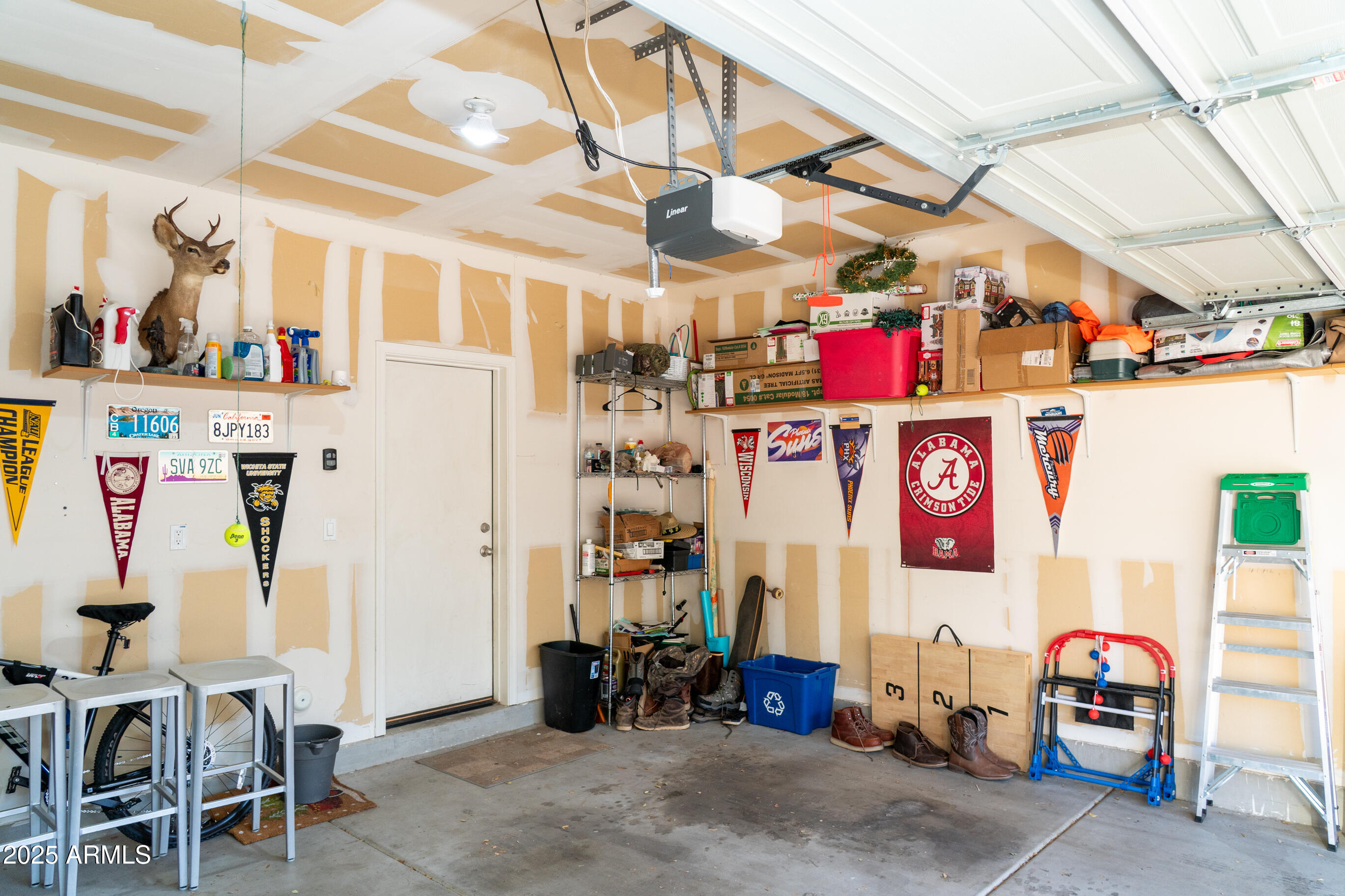10225 West Camelback Road, Unit 45 Phoenix, AZ 85037 - Photo 28 of 29 Garage