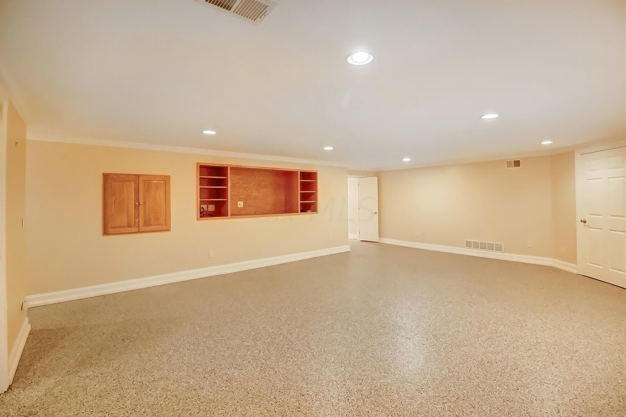 5434 Harlem Road Galena, OH 43021 - Photo 49 of 74 053