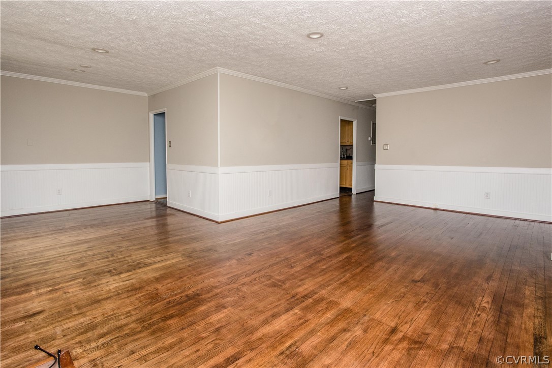 12416 Harrowgate Road Chester, VA 23831 - Photo 10 of 28