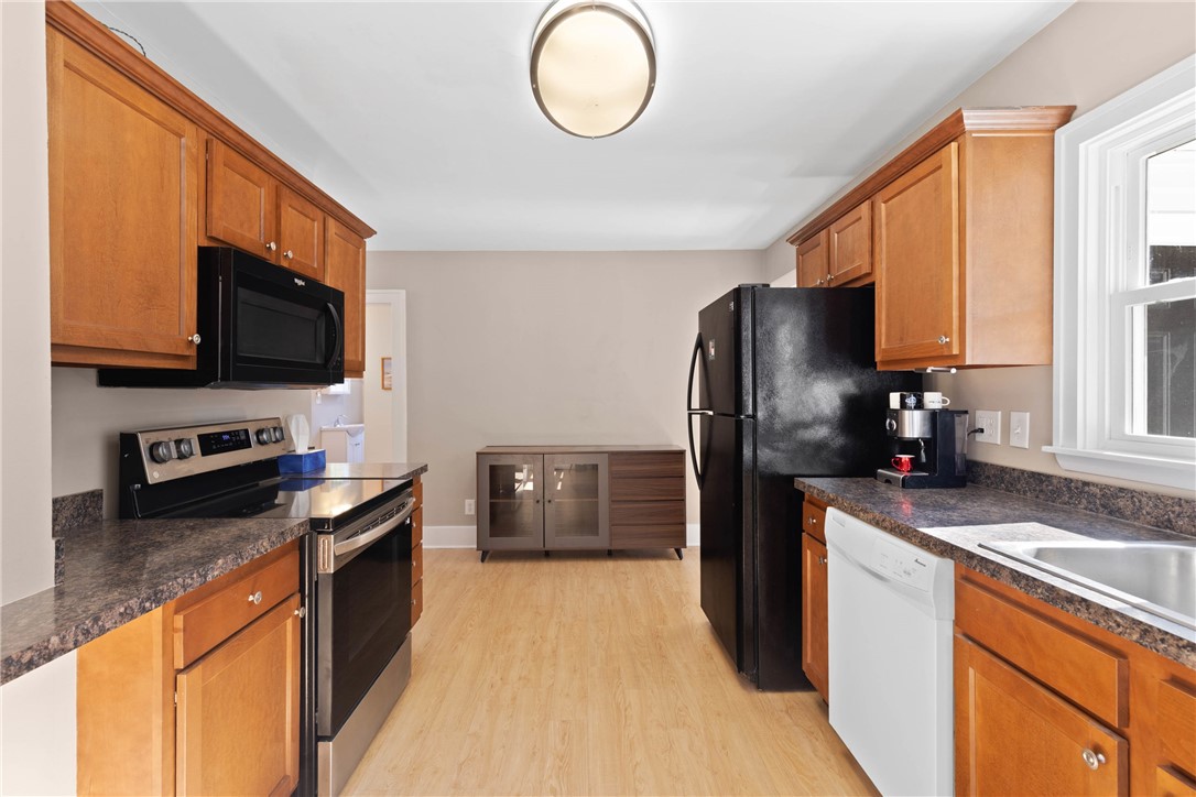 108 Kreag Road Perinton, NY 14450 - Photo 11 of 38