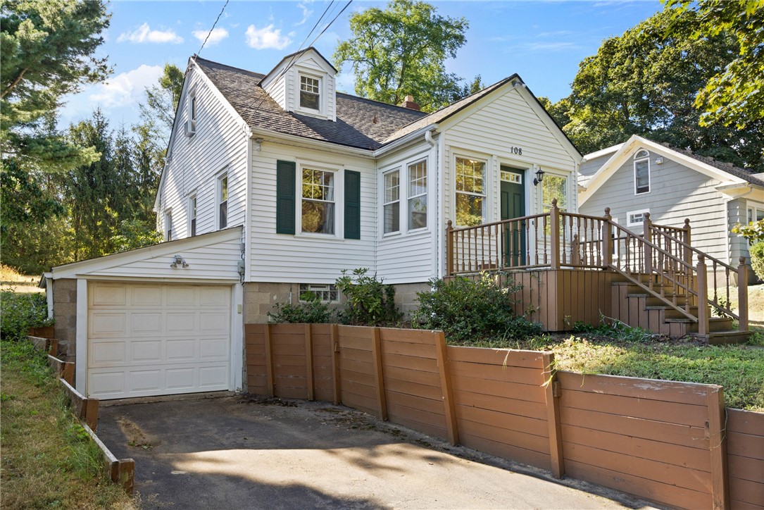 108 Kreag Road Perinton, NY 14450 - Photo 2 of 38