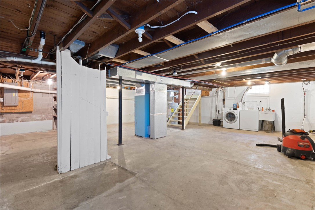 108 Kreag Road Perinton, NY 14450 - Photo 27 of 38