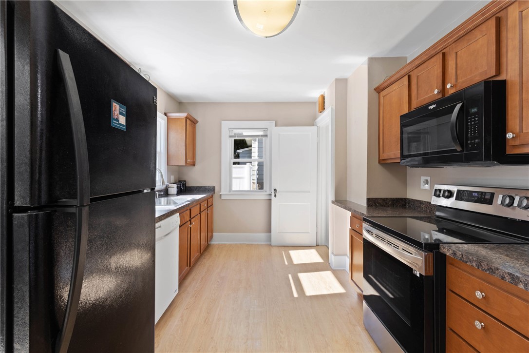 108 Kreag Road Perinton, NY 14450 - Photo 10 of 38