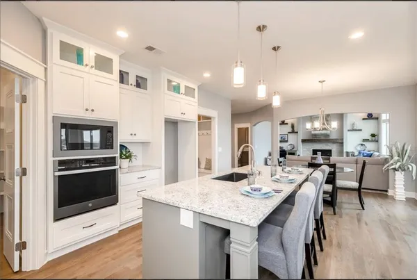$734,000 | 3137 Southwest Summit View Trail, Lee's Summit, MO 64082