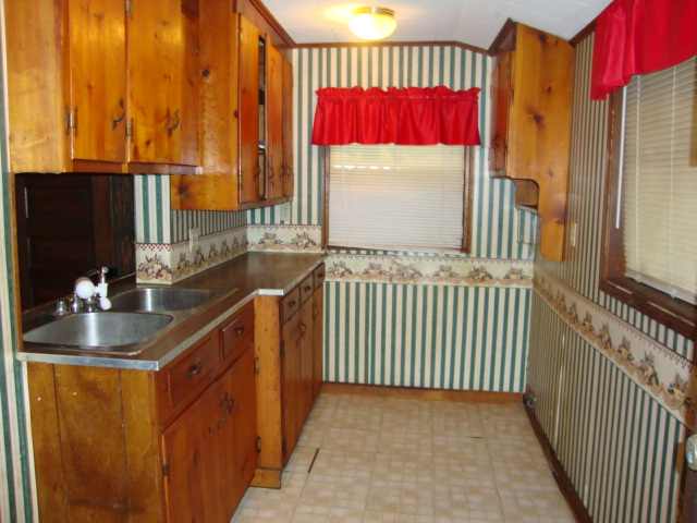 1302 McKelvey Road Fountain Inn, SC 29644 - Photo 3 of 12