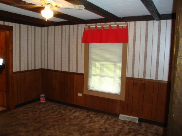 1302 McKelvey Road Fountain Inn, SC 29644 - Photo 9 of 12