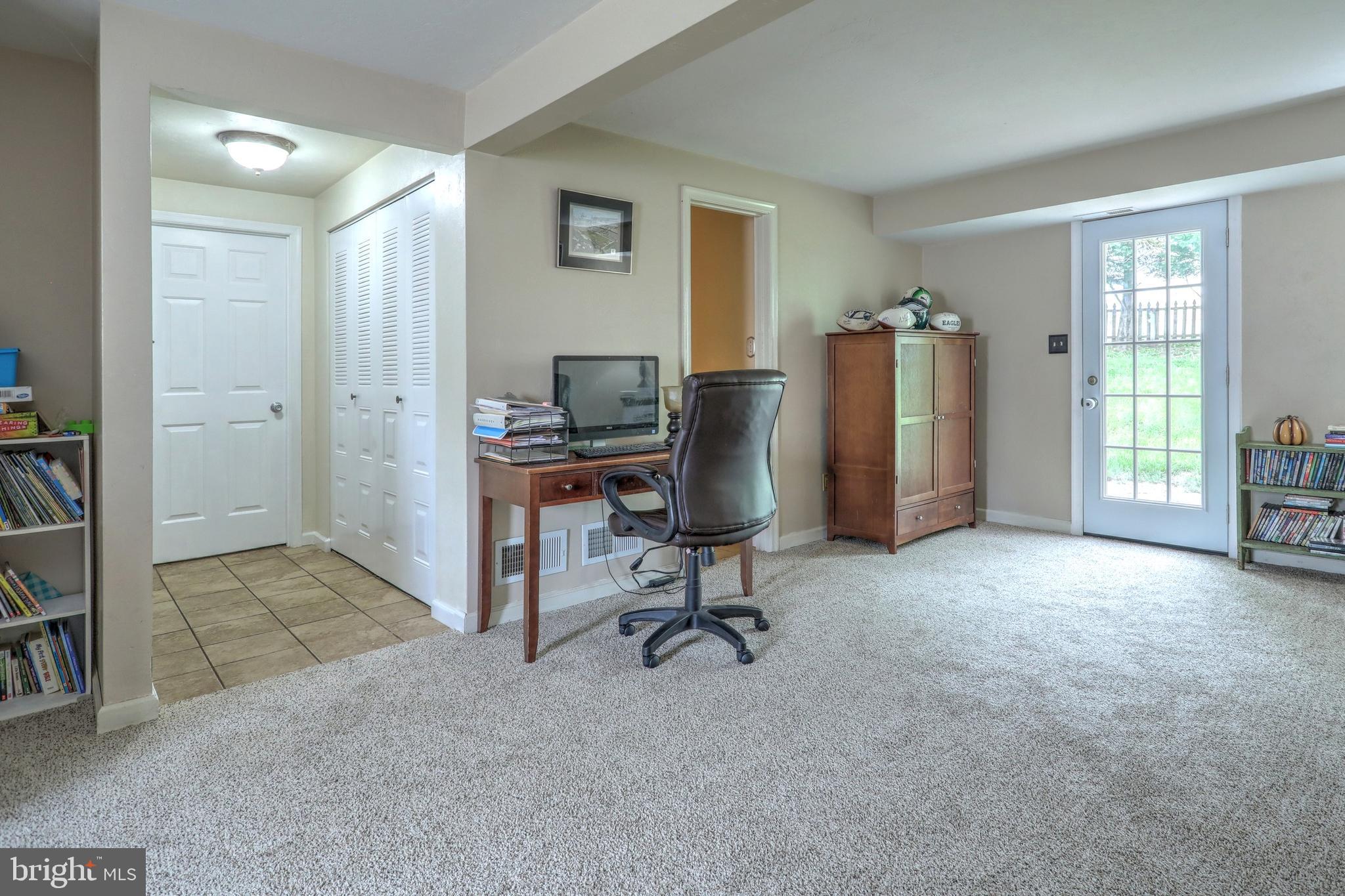 2245 Heather Road York, PA 17408 - Photo 13 of 27 Gallery Image 13