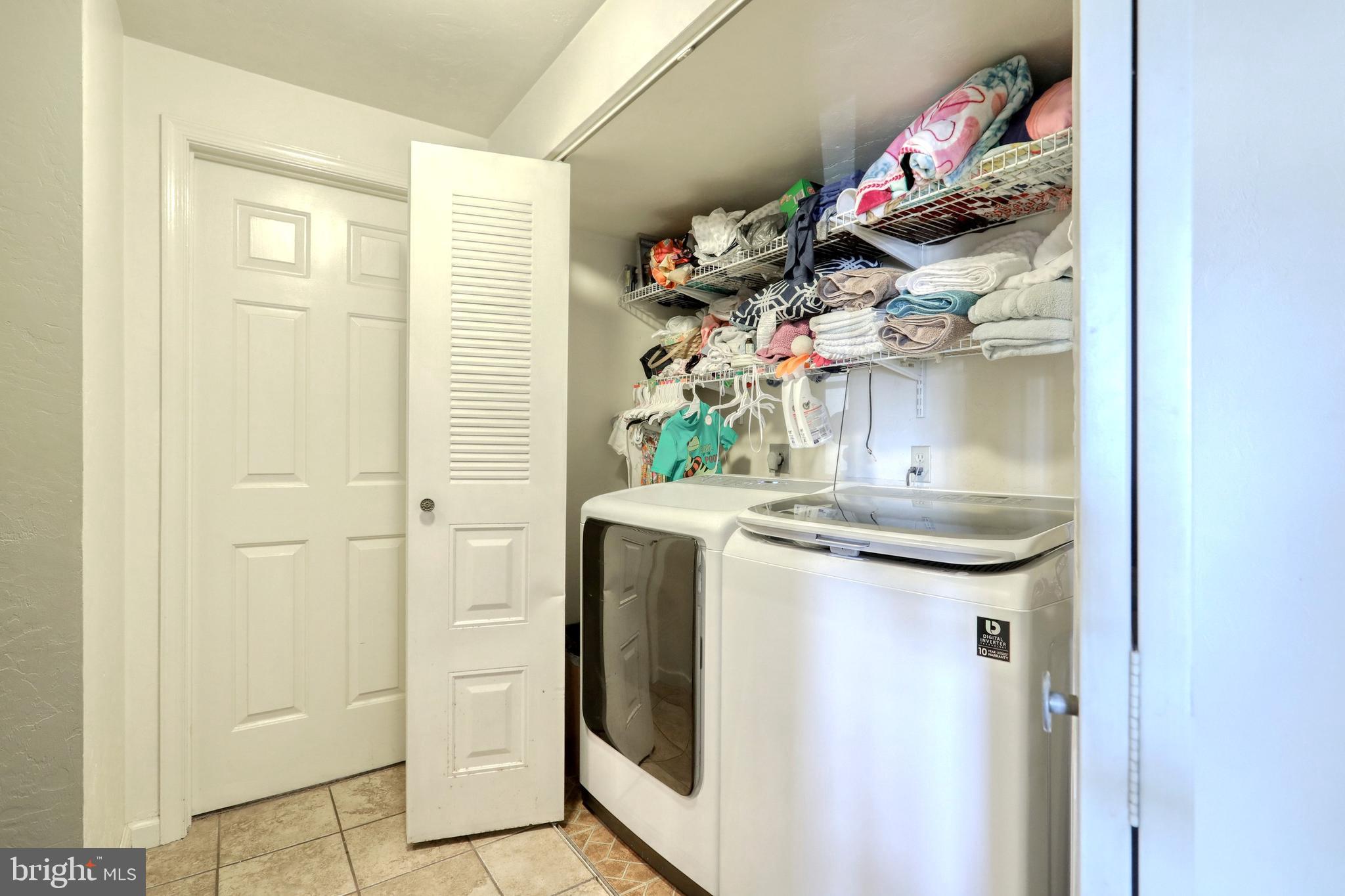2245 Heather Road York, PA 17408 - Photo 17 of 27 Gallery Image 17