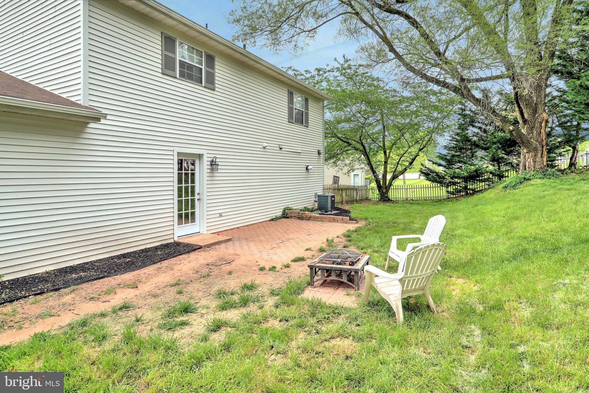 2245 Heather Road York, PA 17408 - Photo 23 of 27 Gallery Image 23