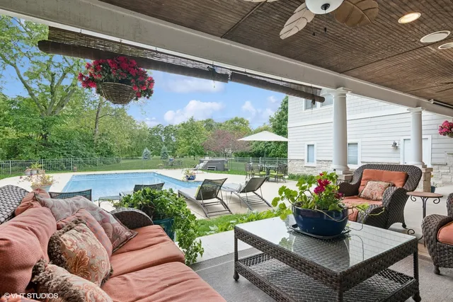 $1,399,000 | 6730 South Madison Street, Willowbrook, IL 60527