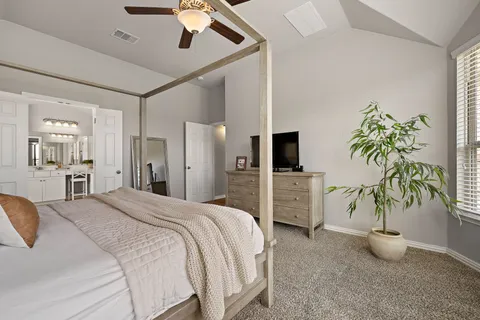 $448,000 | 112 Fattoria Cove, Liberty Hill, TX 78642