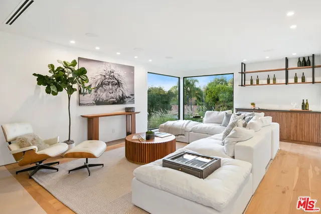$3,995,000 | 11428 Dona Lola Drive, Studio City, CA 91604