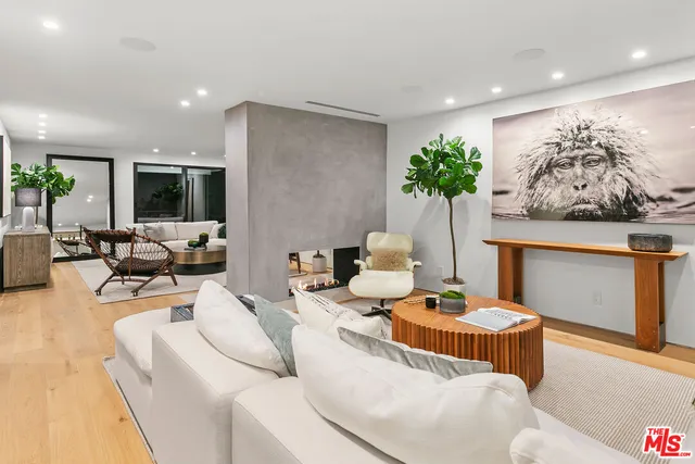 $3,995,000 | 11428 Dona Lola Drive, Studio City, CA 91604
