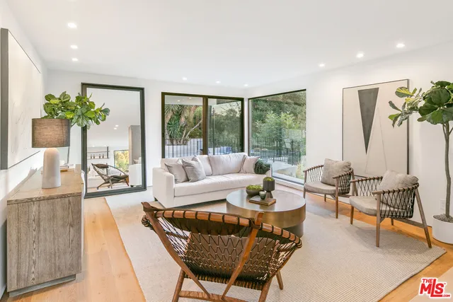 $3,995,000 | 11428 Dona Lola Drive, Studio City, CA 91604