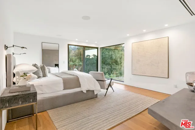 $3,995,000 | 11428 Dona Lola Drive, Studio City, CA 91604