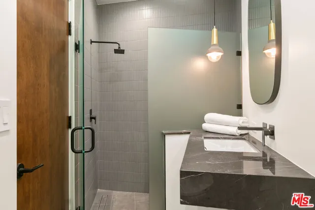 $3,995,000 | 11428 Dona Lola Drive, Studio City, CA 91604