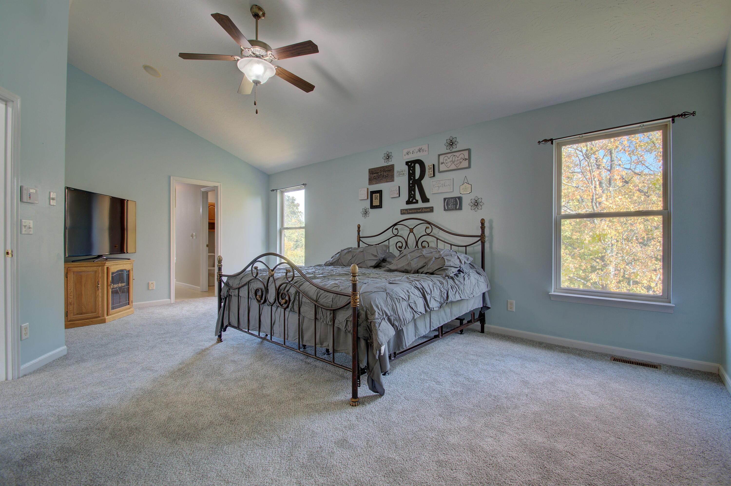 305 Rurel Court Burlington, KY 41005 - Photo 6 of 42 Gallery Image 6