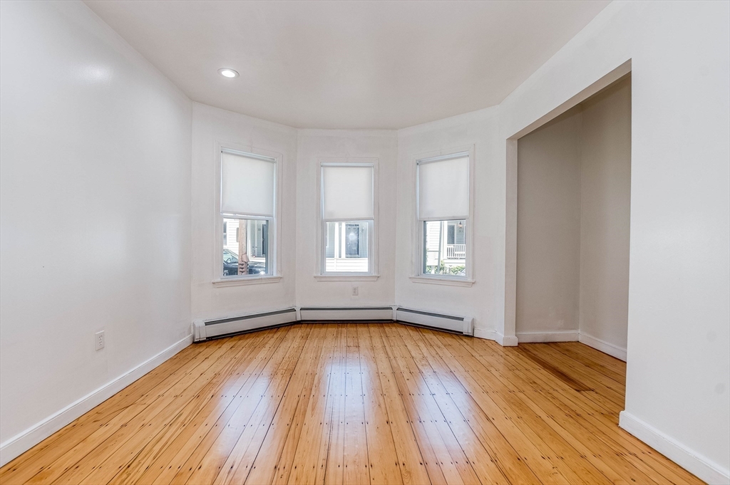 32 Hawthorne Street, Unit 1 Boston, MA 02119 - Photo 3 of 18