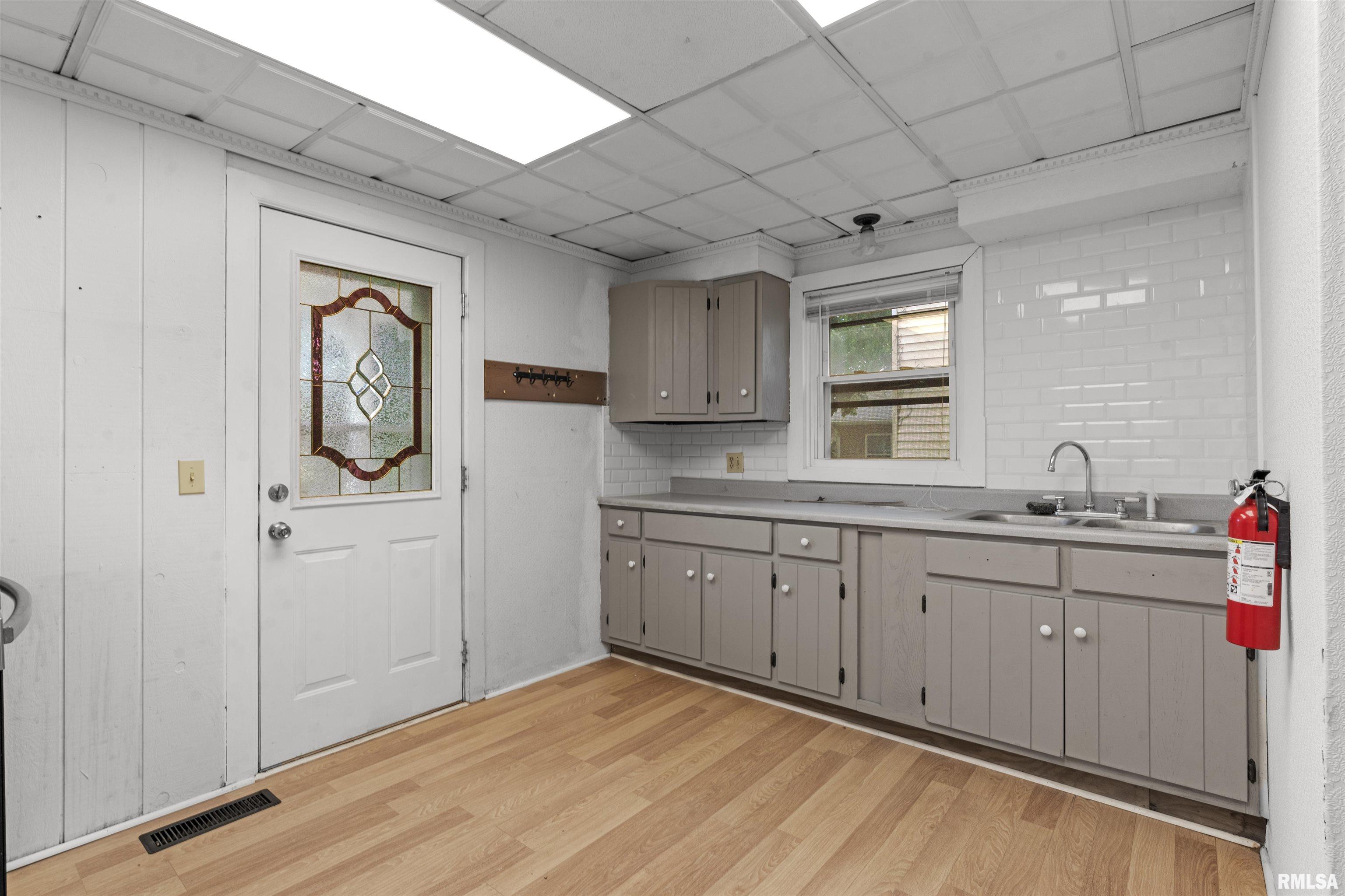 2628 South 5th Street Springfield, IL 62703 - Photo 8 of 23