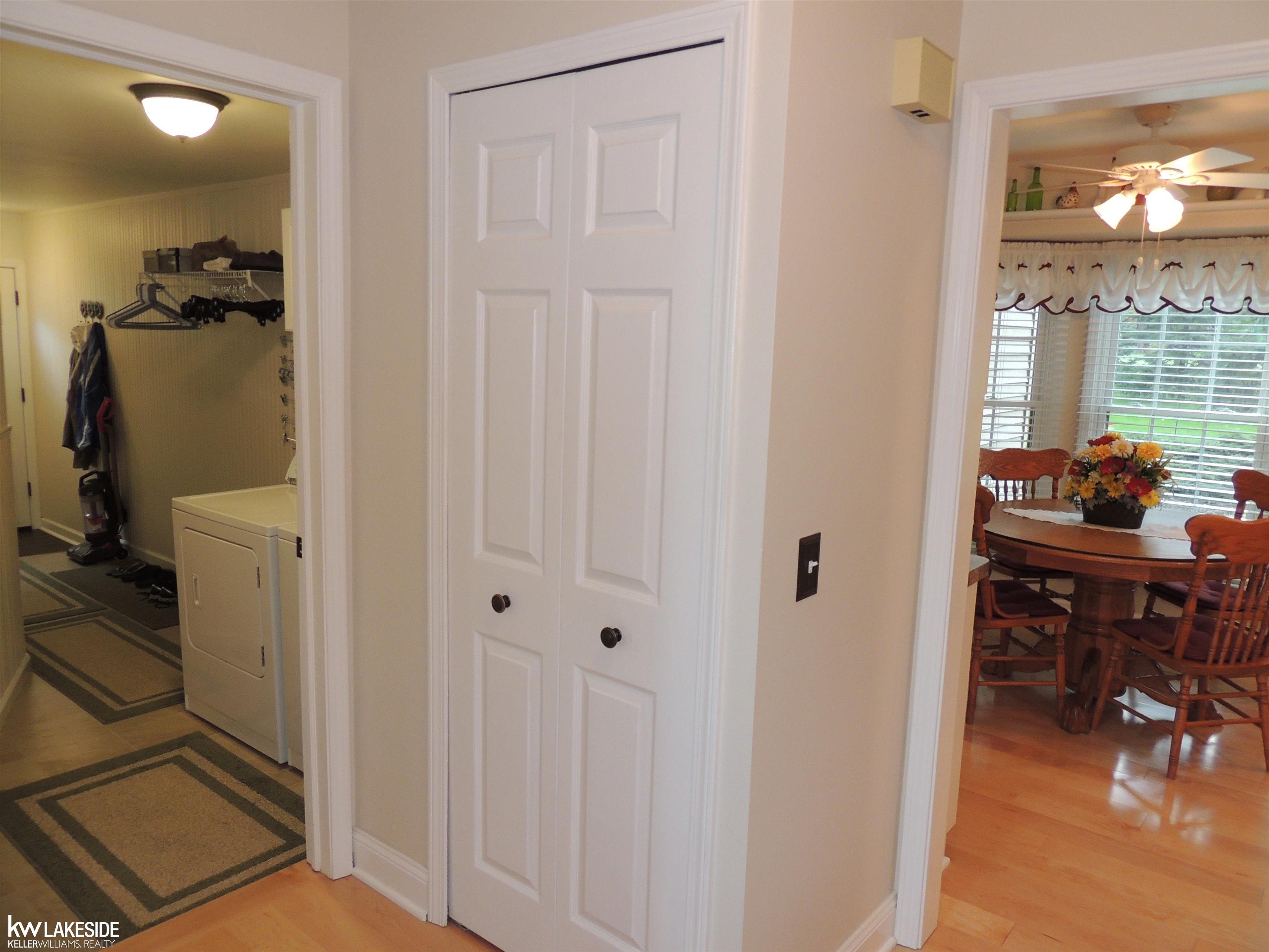 900 Ravine Terrace Drive Rochester, MI 48307 - Photo 28 of 66 50122149-27.JPG