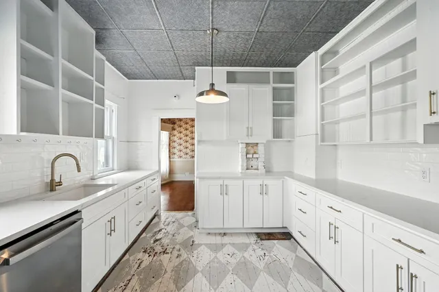 $429,995 | 2420 West Maxwell Avenue, Spokane, WA 99201