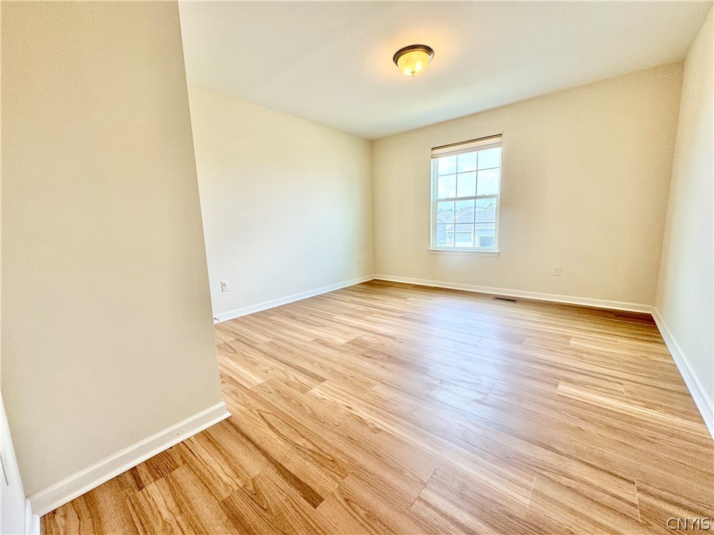 101 Rising Crest Circle Manlius, NY 13116 - Photo 28 of 32 Bedroom #3