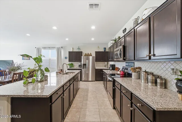 $319,900 | 36425 Pampoloma Avenue, Maricopa, AZ 85138