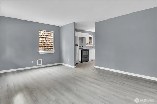 $2,500 | 324 26th Avenue South, Seattle, WA 98144