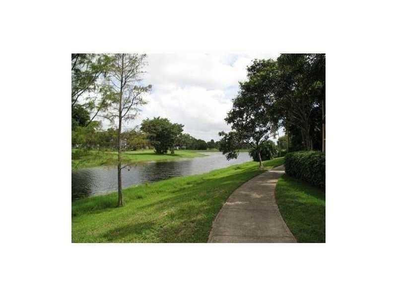 4261 West McNab Road, Unit 32 Pompano Beach, FL 33069 - Photo 18 of 20 Photo 18