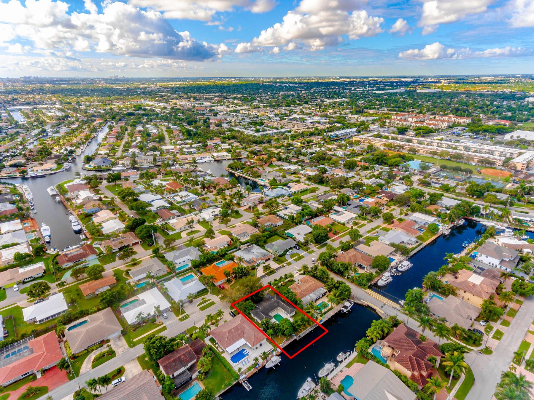 2411 Northeast 46th Street Lighthouse Point, FL 33064 - Photo 6 of 12 view of city