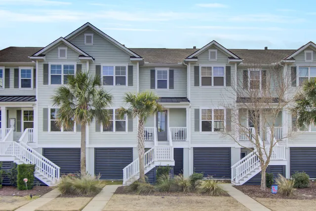 $779,500 | 1543 Prince Edward Street, Mount Pleasant, SC 29466