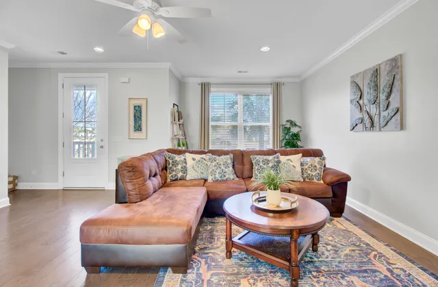 $779,500 | 1543 Prince Edward Street, Mount Pleasant, SC 29466