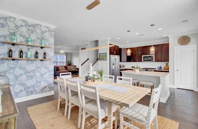 $779,500 | 1543 Prince Edward Street, Mount Pleasant, SC 29466