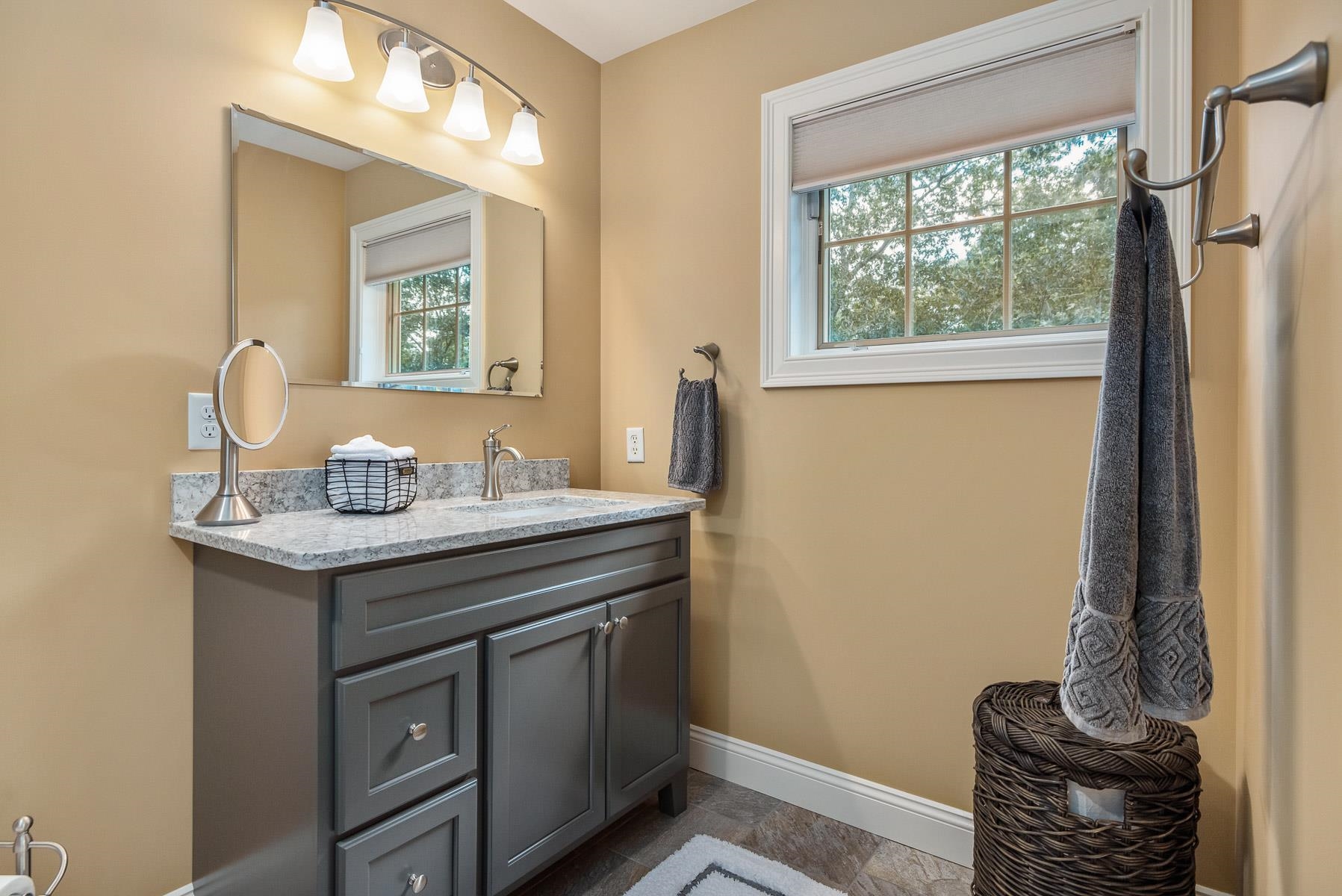 24 Scanlon Way Newfields, NH 03856 - Photo 32 of 40