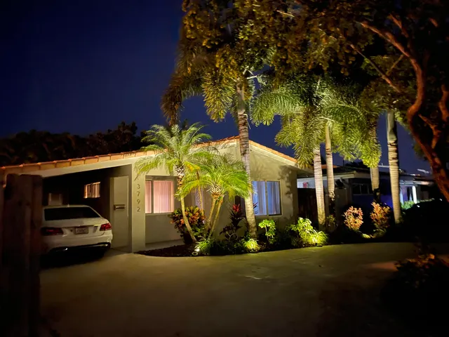 $744,000 | 3792 Northeast 19th Avenue, Oakland Park, FL 33334