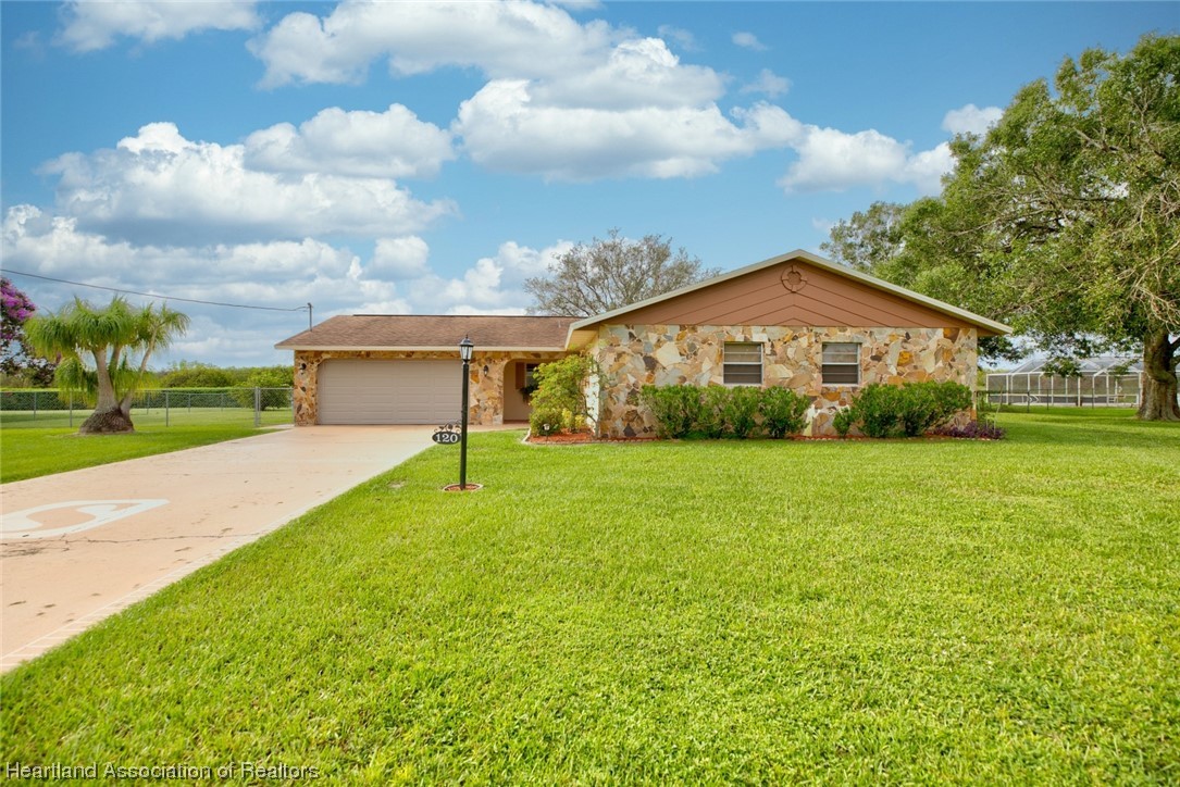 120 Tortoise Road Sebring, FL 33876 - Photo 4 of 37 Gallery Image 4