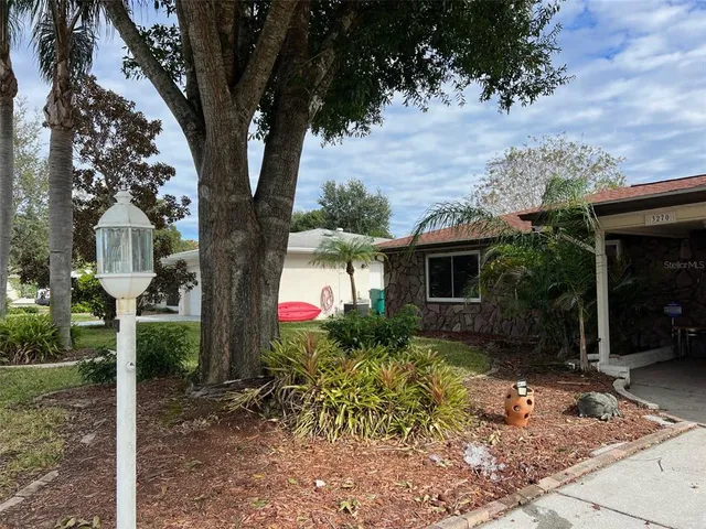 $2,500 | 3270 Causeway Drive, Palm Harbor, FL 34684