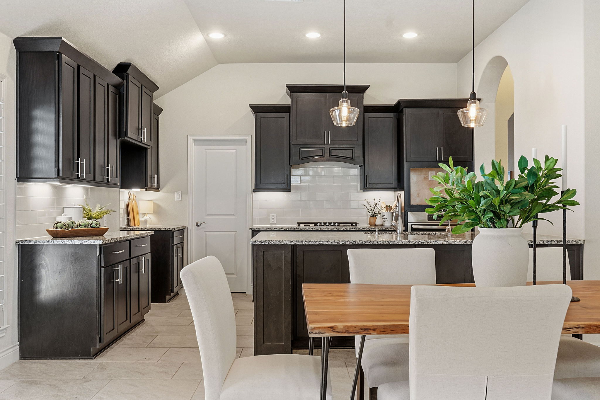 1213 Lakeside Ranch Road Georgetown, TX 78633 - Photo 14 of 33