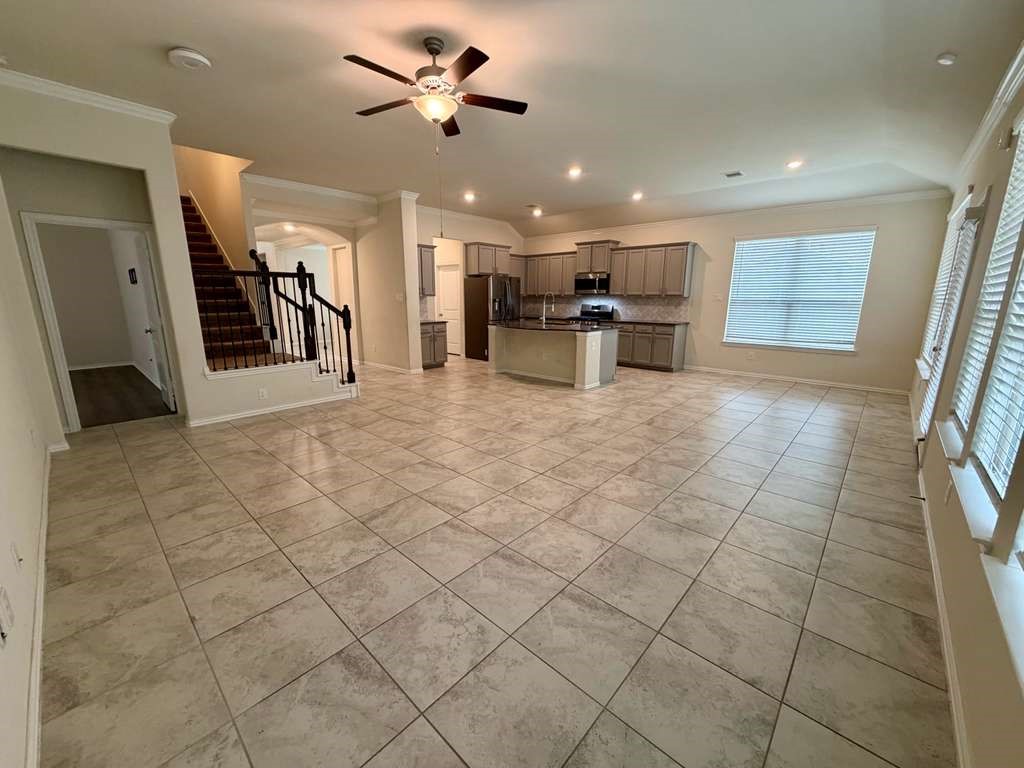 28614 Oakmist Point Lane Katy, TX 77494 - Photo 9 of 42