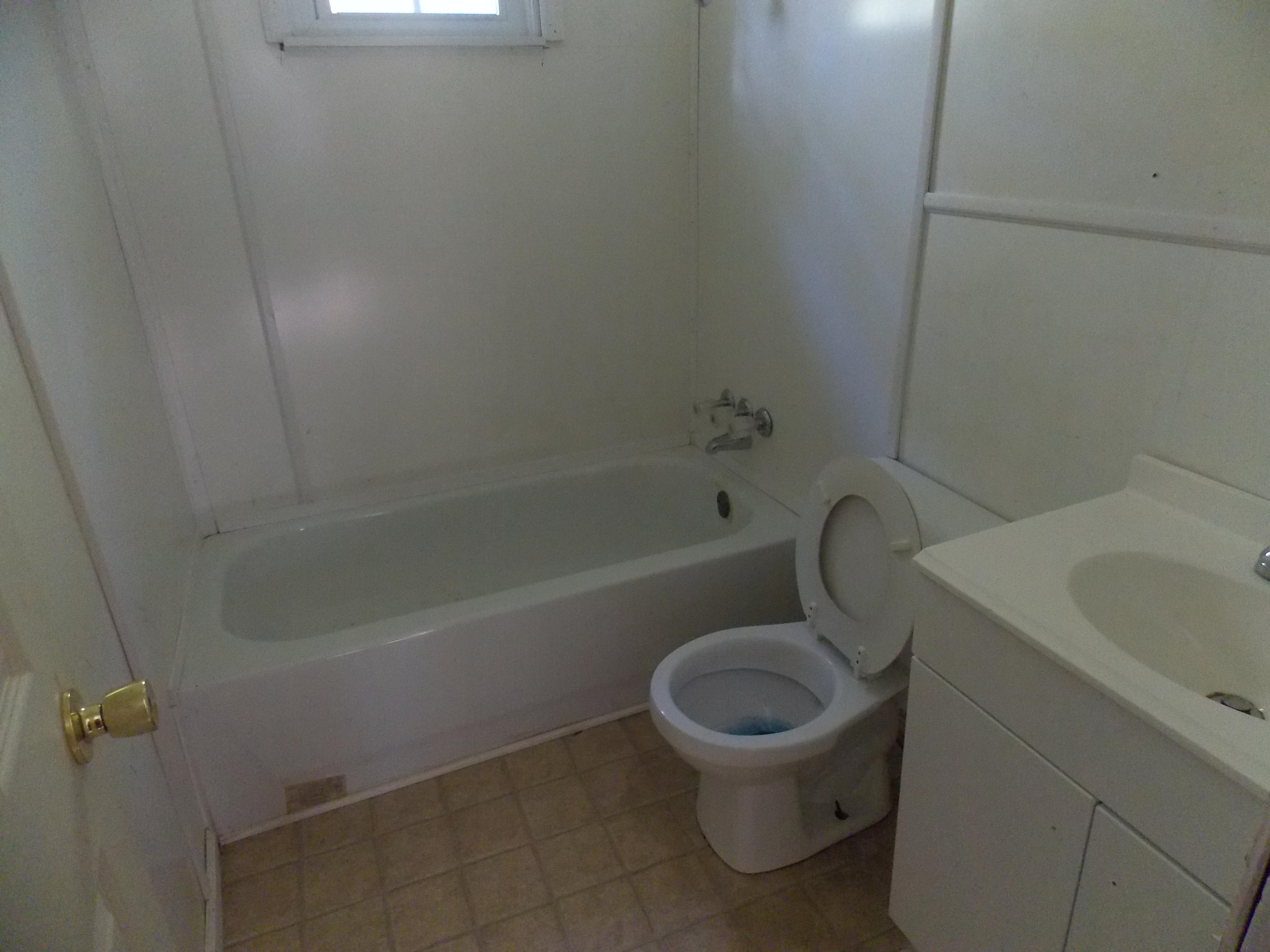 364 Willis Road St. George, SC 29477 - Photo 6 of 12 364-6 bath