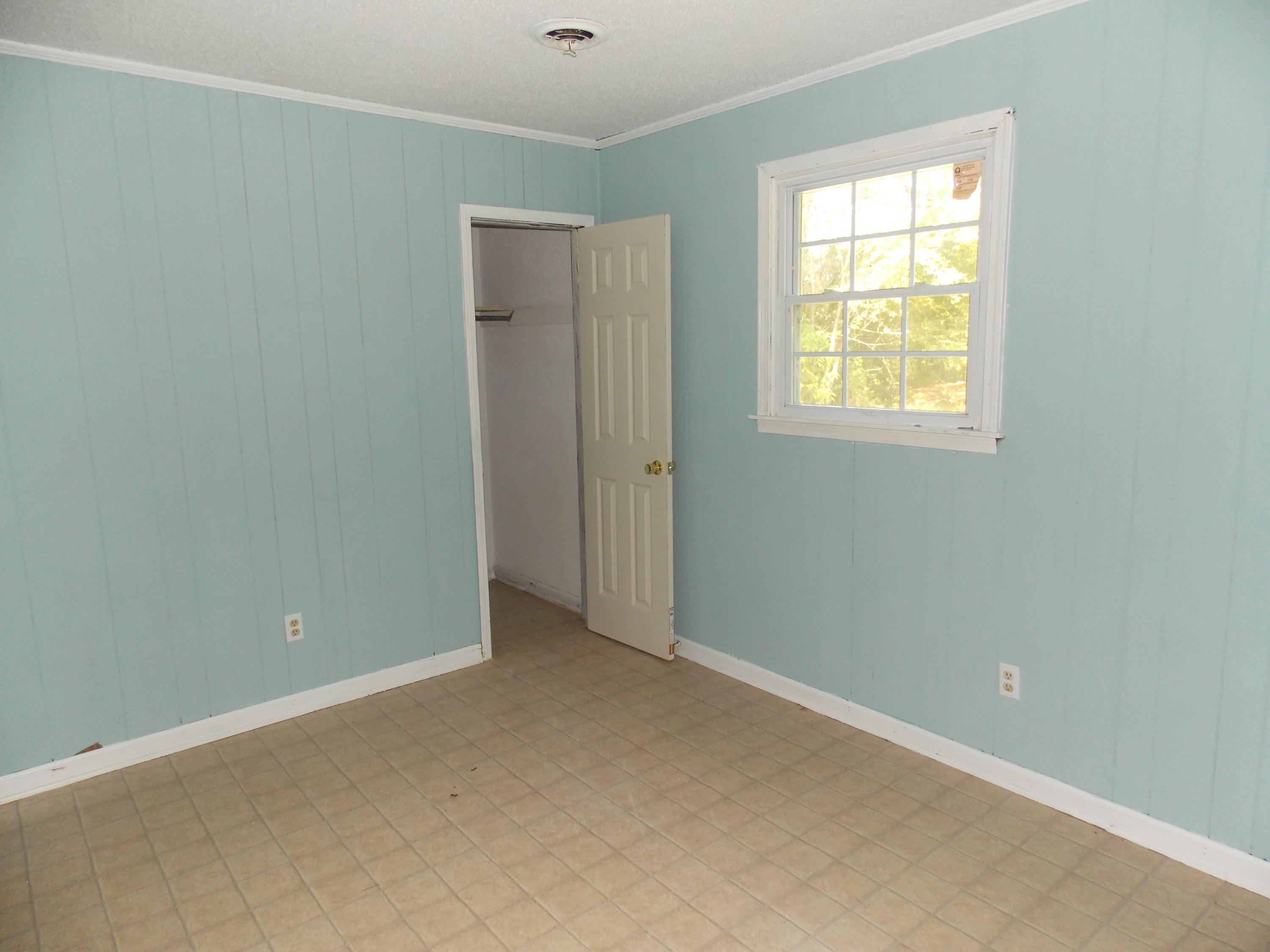 364 Willis Road St. George, SC 29477 - Photo 8 of 12 364-8 bd rm # 2